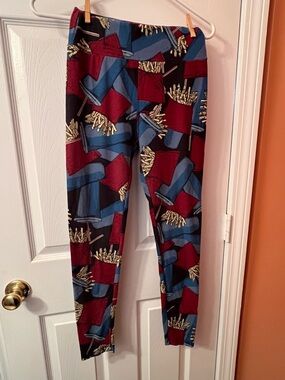 LuLaRoe Graphic Fry & Cup Print Leggings - Burgundy & Blue
